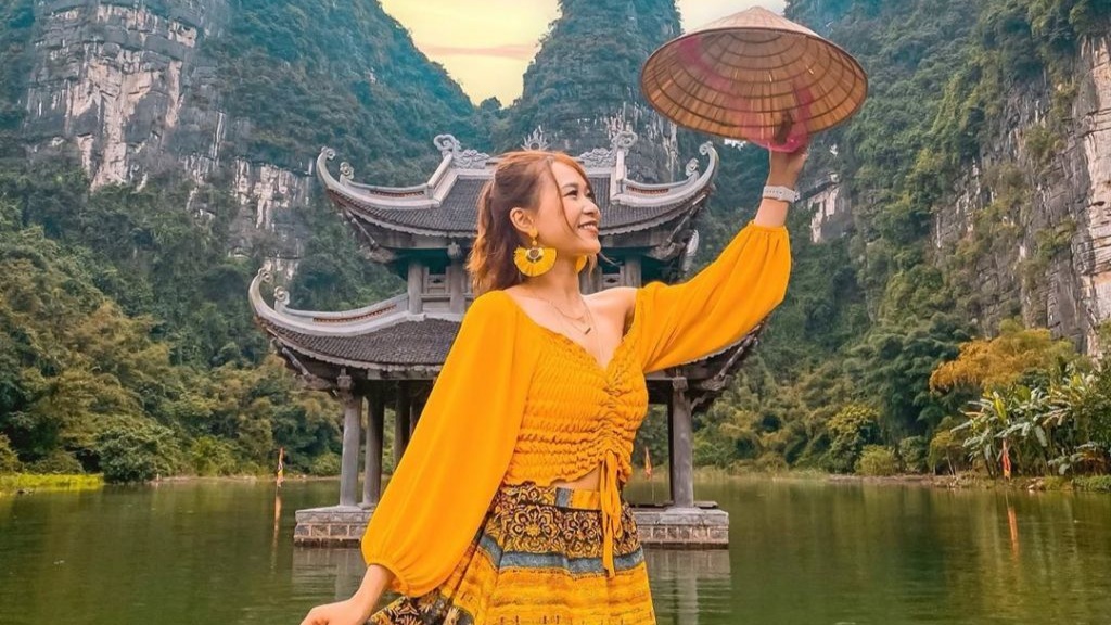 check in tại khung cảnh non nước hữu tình ở Tràng An