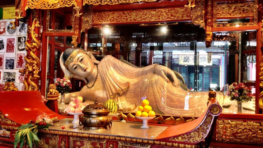 Chùa Phật Ngọc linh thiêng