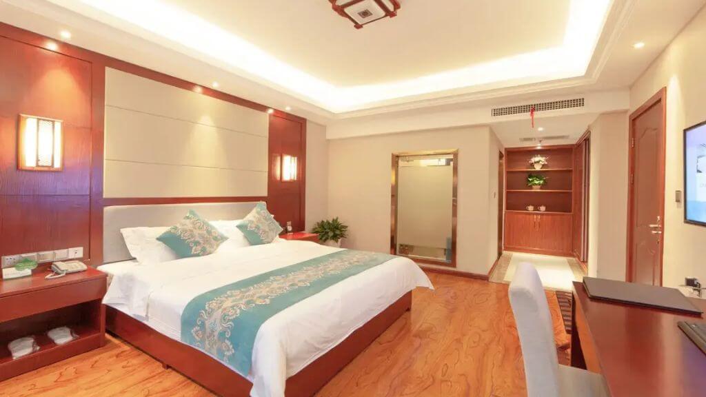 Lưu trú tại khách sạn Guobin International Hotel 4 (Dự kiến)