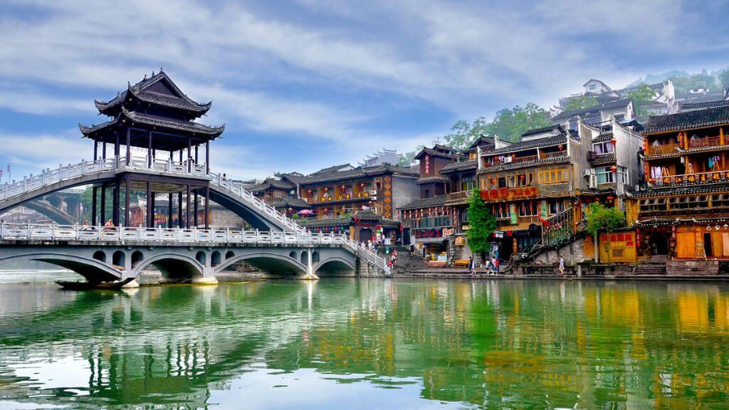 Check in tại Lầu Hồng Kiều