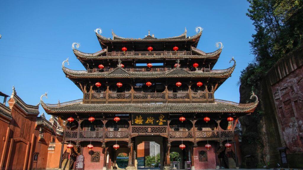 Tìm hiển lịch sử tại Thổ Ty Thành