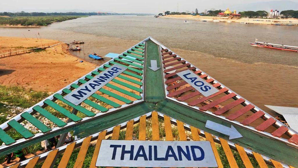 Vùng đất kết nối nhìn trọn cả 3 đất nước