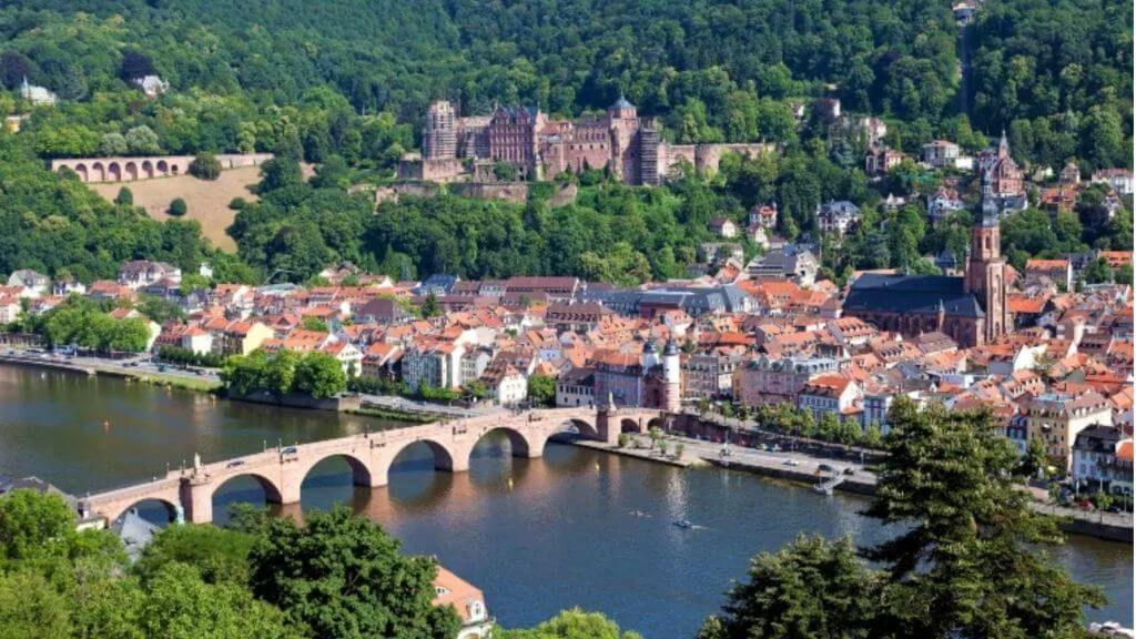 Lâu đài Heidelberg thơ mộng, lãng mạn