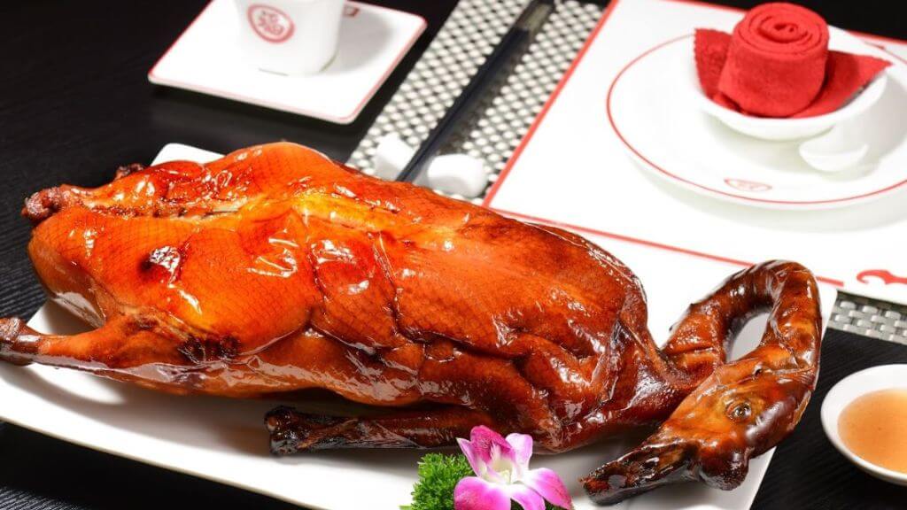 Ẩm thực vịt quay Quảng Đông được xem là đặc sản truyền thống Hong Kong