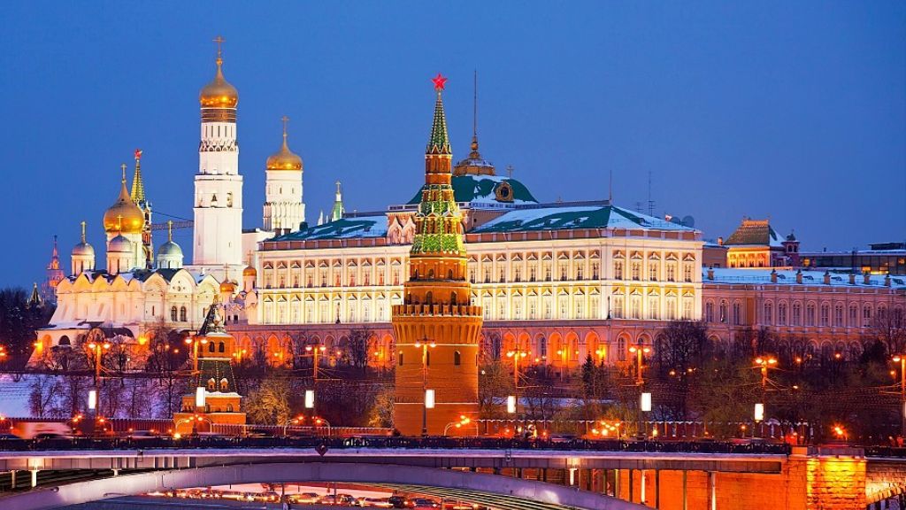 Tham quan điện Kremlin - Nơi làm việc của Tổng thống Putin hiện tại