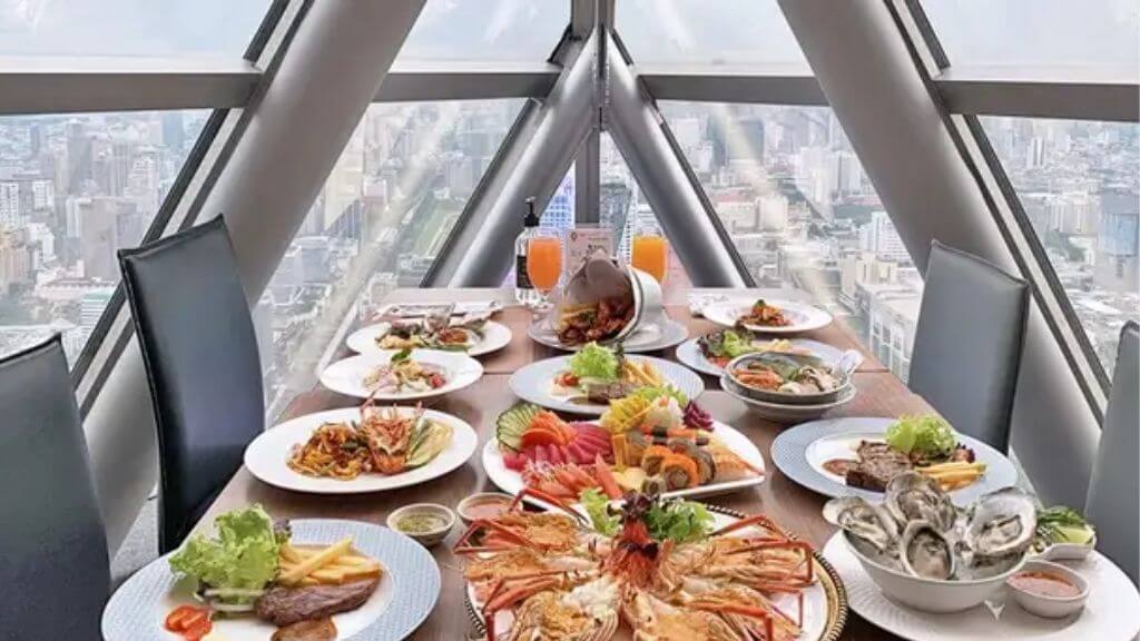 Thưởng thức ẩm thực đa dạng trên tòa tháp Baiyoke Sky 86 tầng