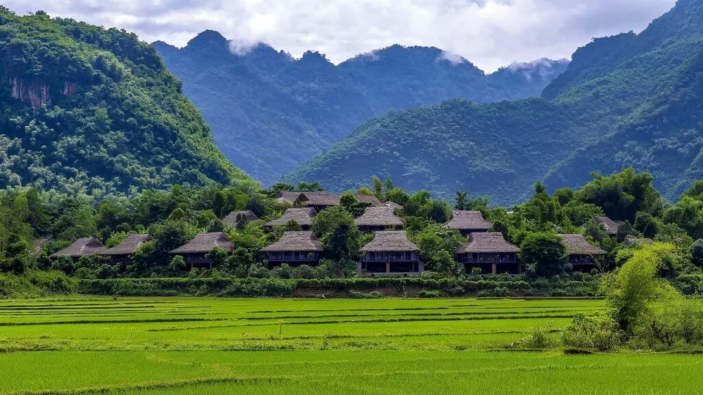 Vẻ đẹp yên bình làm say đắm mọi trái tim của Bản Lác   Mai Châu
