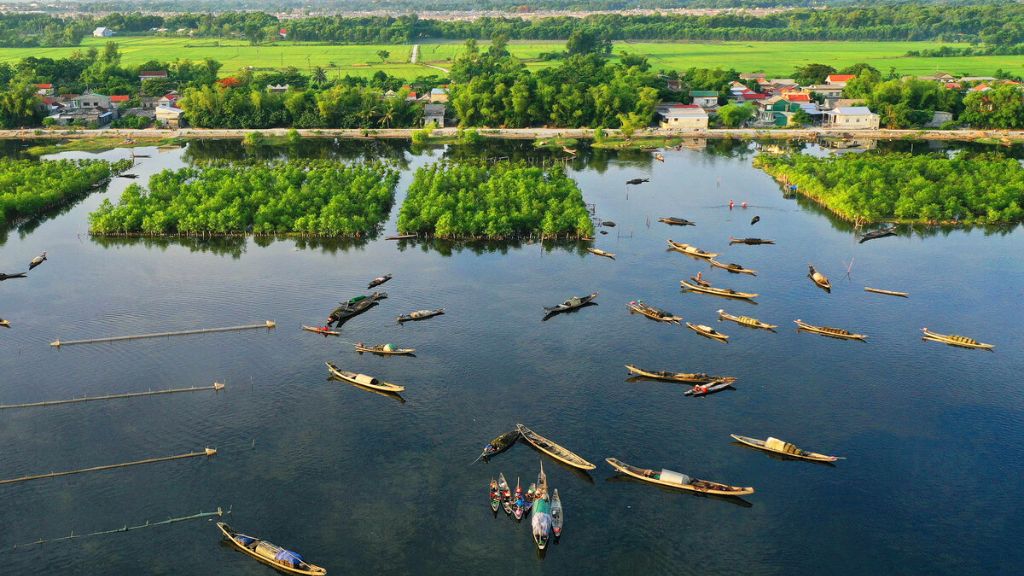 Một chiều trên phá Tam Giang