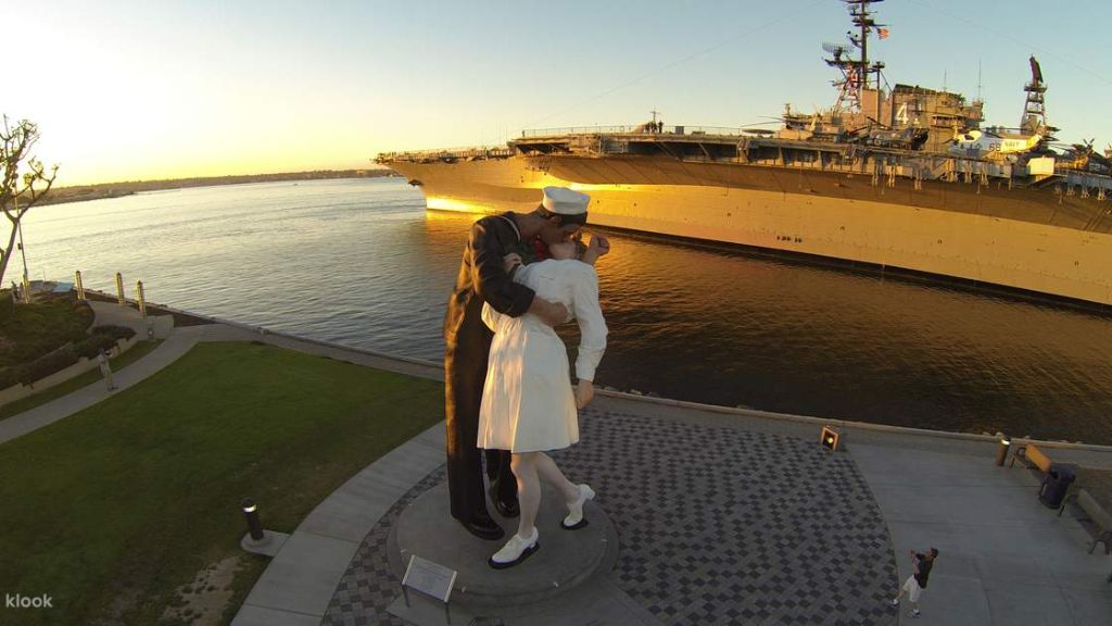 Khám phá tàu sân bay USS Midway