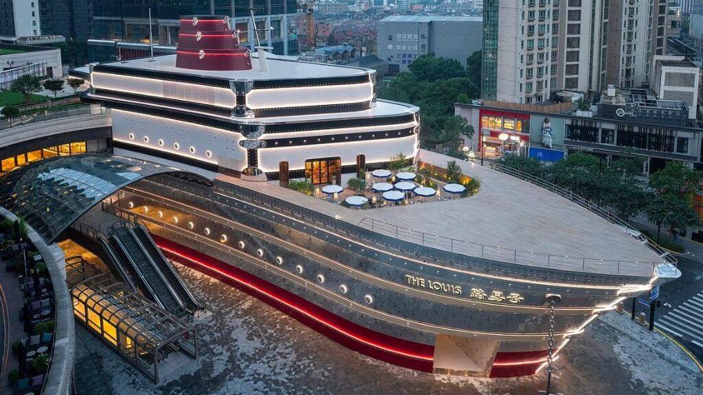 Kiến trúc ấn tượng của Louis Vuitton (LV Boat)