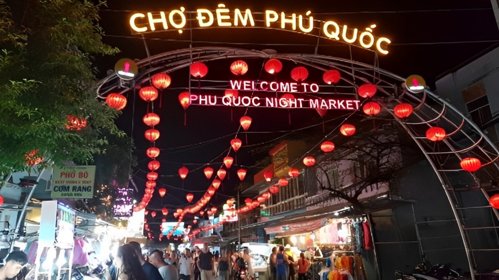 Vui chơi tại chợ đêm Phú Quốc