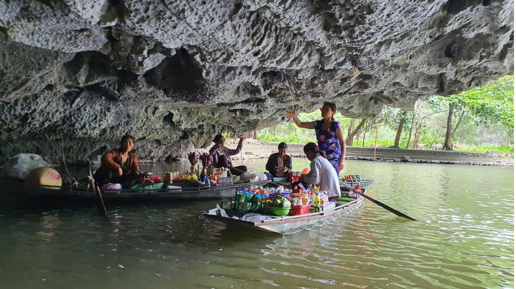 Ngắm nhìn nơi được ví như là “Hạ Long trên cạn”