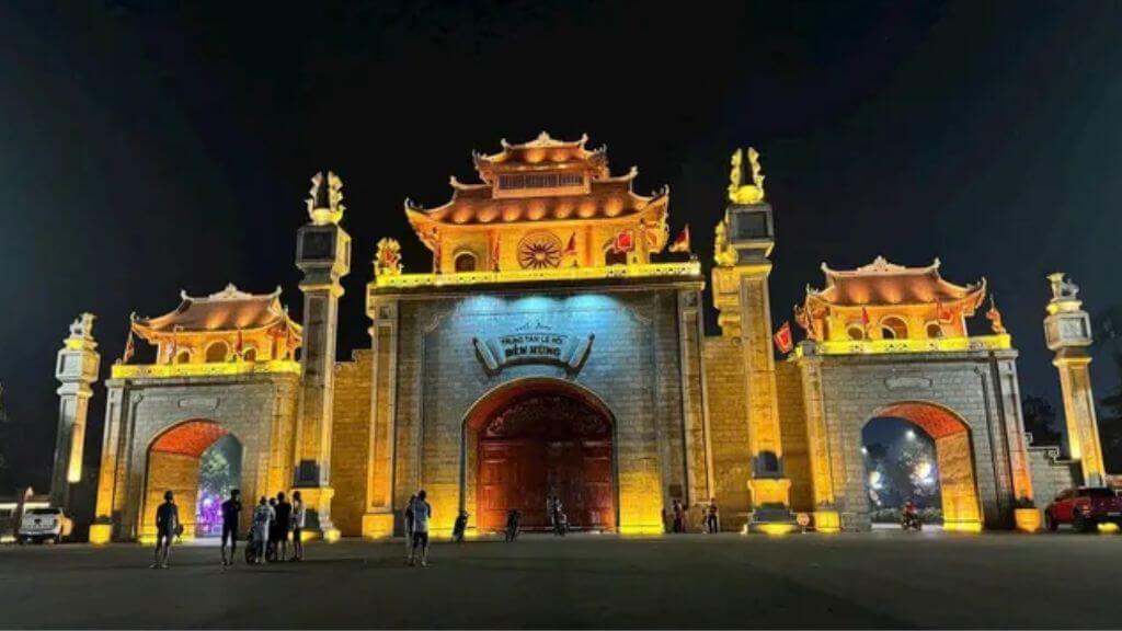 Tham quan Đền Hùng – điểm đến linh thiêng gắn với cội nguồn dân tộc Việt