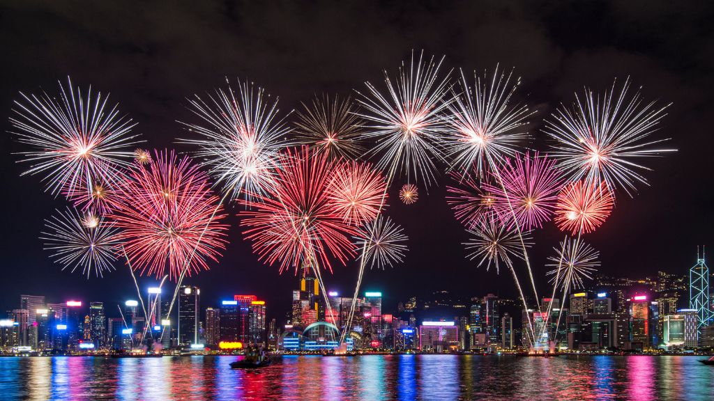 Ngắm pháo hoa rực rỡ ngày Tết Hồng Kông