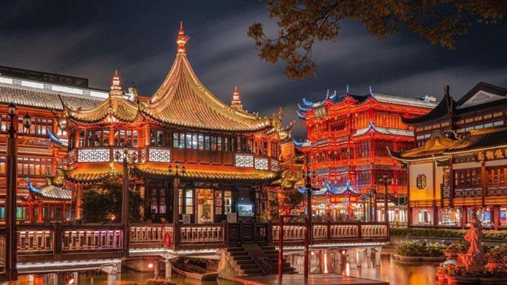 Tham quan Miếu Thành Hoàng Thượng Hải cổ kính