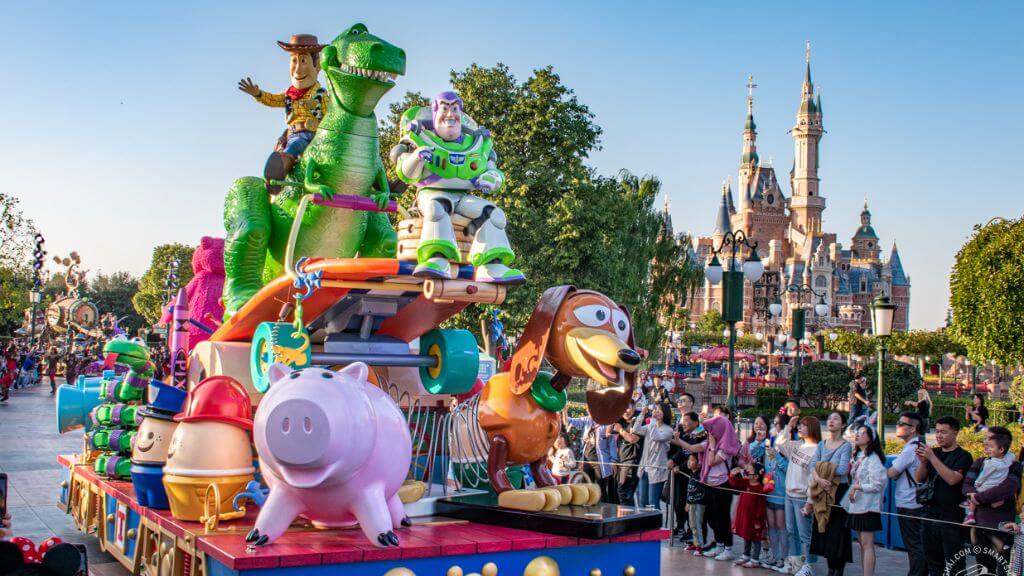 Vui chơi tại Shanghai Disneyland