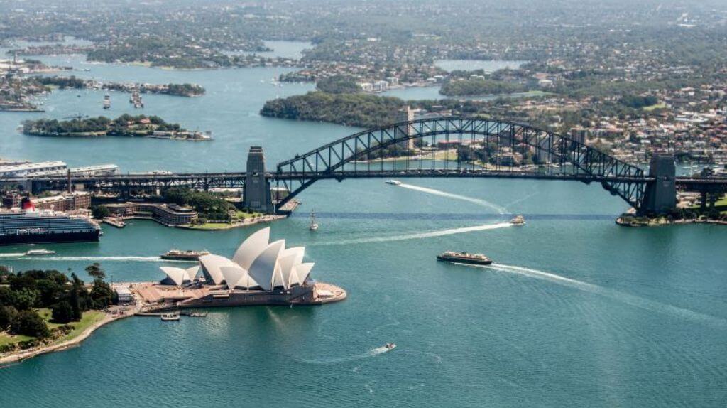 Nhà hát con sò Sydney nhìn từ trên cao