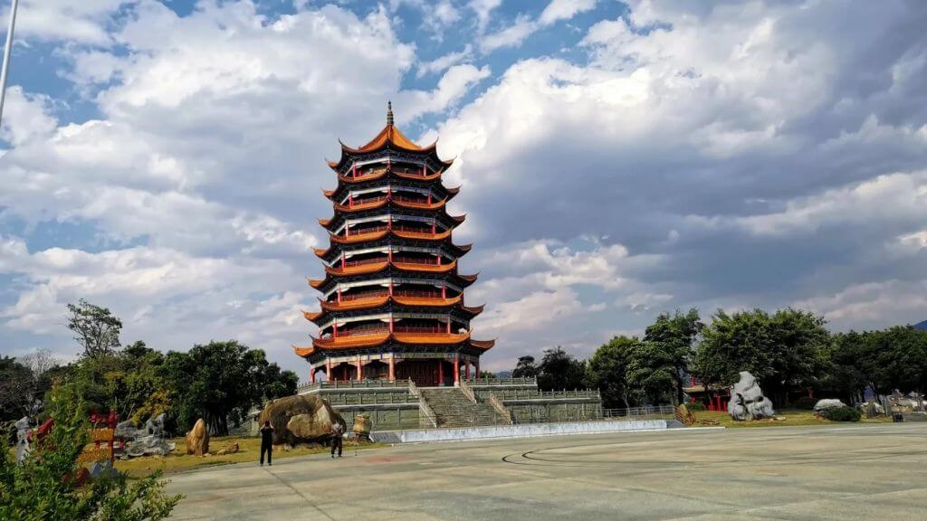 Chu Tử Lầu -  Nơi tôn vinh tư tưởng của bậc hiền triết Chu Hi