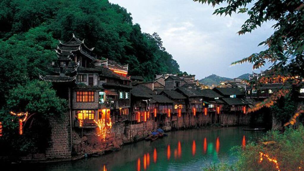 Một góc bình yên tại Phượng Hoàng Cổ Trấn