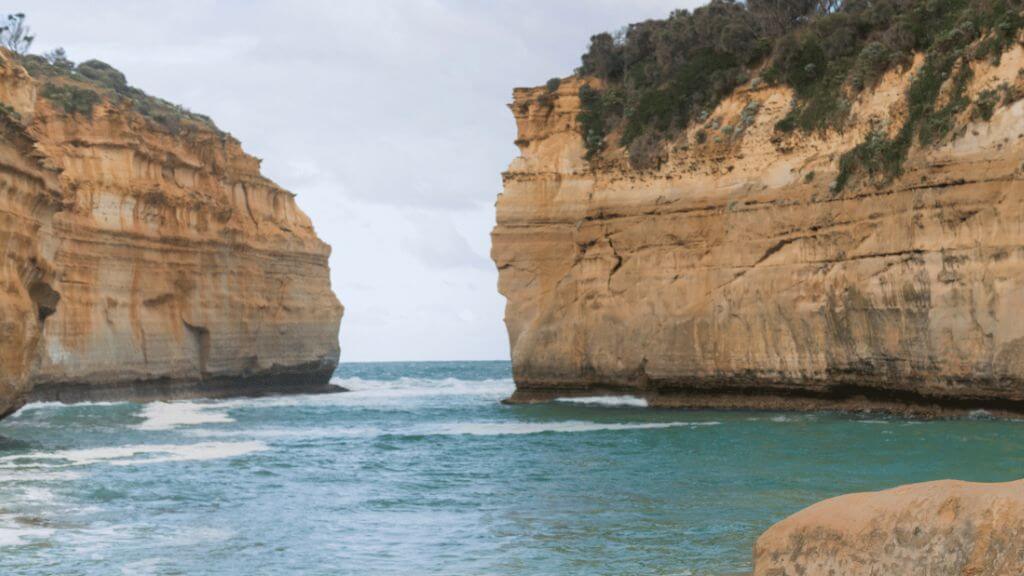 Loch Ard Gorge  - Khe núi nổi tiếng với vụ đắm tàu năm 1878
