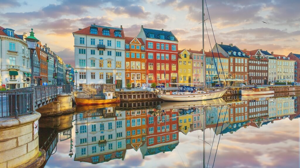 Kênh đào Nyhavn với vẻ đẹp như cổ tích