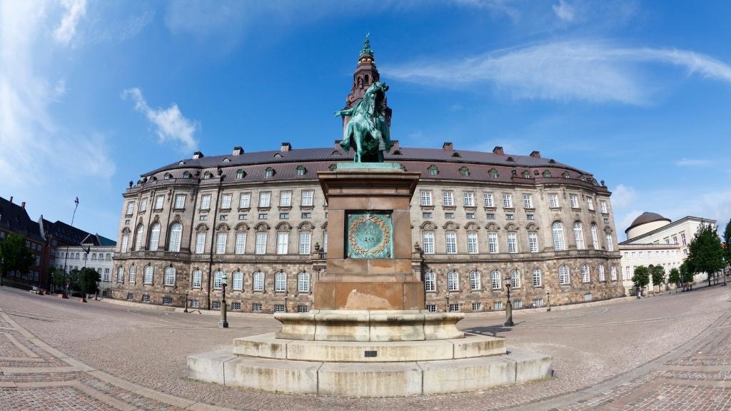 Cung điện Christiansborg