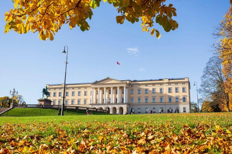 Royal Palace Park – Không gian yên bình giữa lòng Oslo.