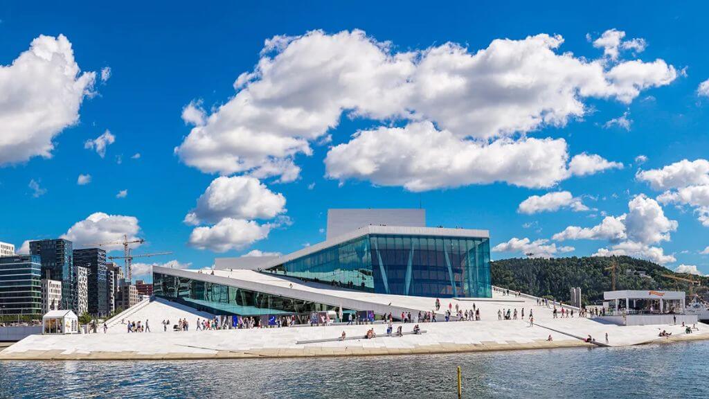 Kiến trúc độc đáo của Oslo Opera House