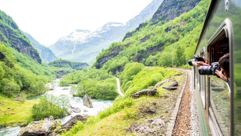 Trải nghiệm thiên nhiên trên chuyến tàu từ Geilo – Myrdal