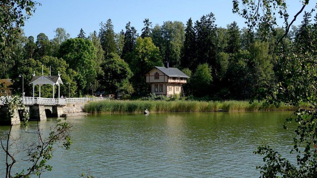 Một góc bình yên tại Đảo Seurasaari