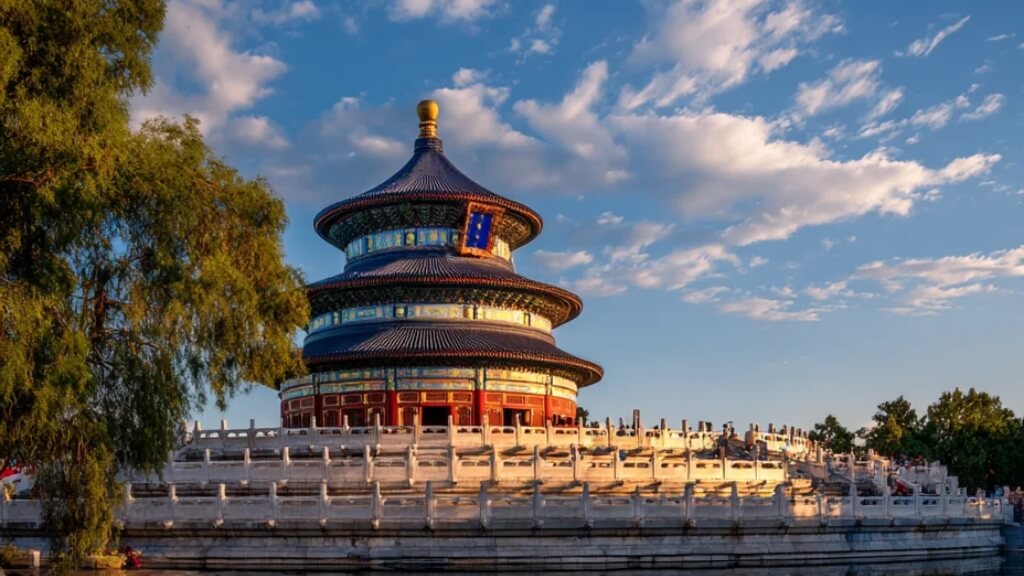 Thiên Đàn là nơi các hoàng đế xưa tế trời và cầu mùa màng thuận lợi