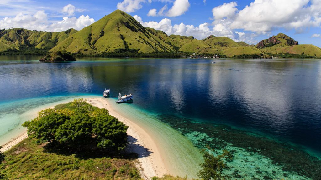 Du lịch Indonesia Khám phá hòn đảo Kelor Island