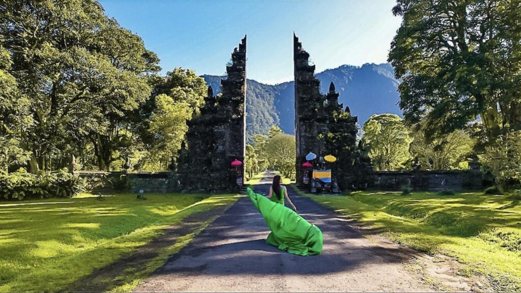 Cánh cổng trời Handara Gate   điểm đến đặc trưng nhất của hòn đải Bali