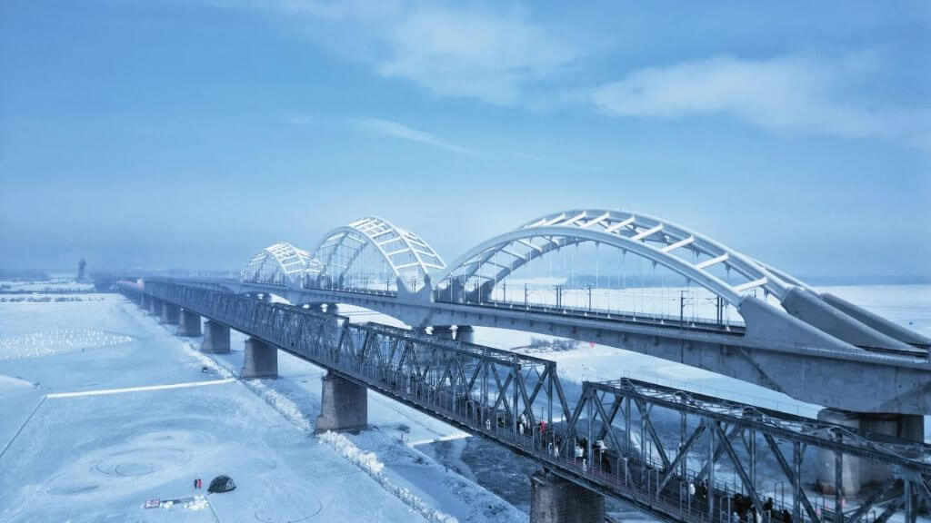 Cầu sắt Trung Đông - Vẻ đẹp hàng trăm năm tuổi ở Cáp Nhĩ Tân