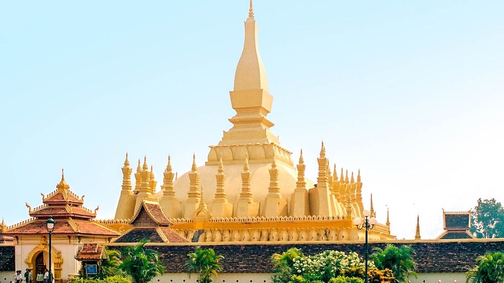 Chiêm ngưỡng That Luang