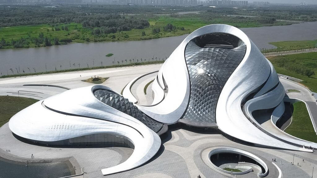 Chiêm ngưỡng vẻ đẹp của nhà hát lớn Cáp Nhĩ Tân