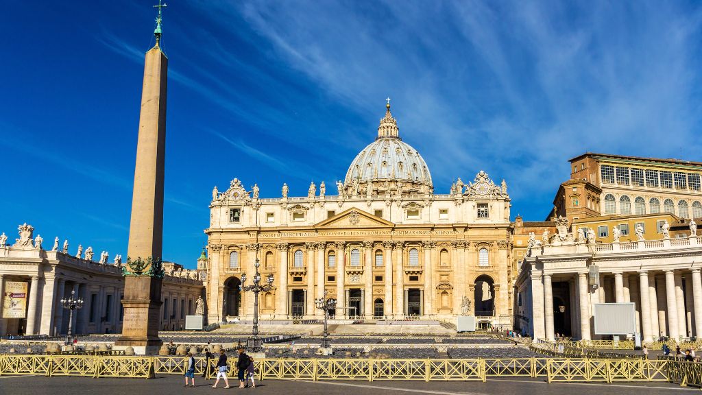 Kiến trúc lộng lẫy của Thánh đường St  Peter’s Vatican