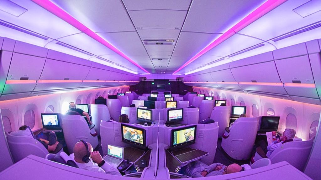 Khoang máy bay A350 hiện đại của Qatar Airways