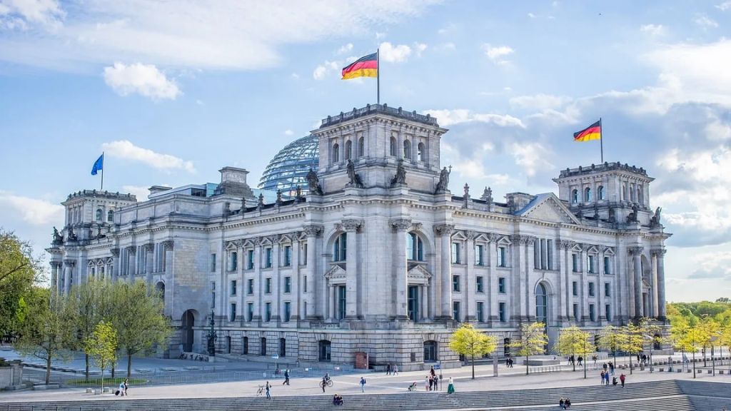 Tòa nhà Quốc hội Reichstag   niềm tự hào của Đức