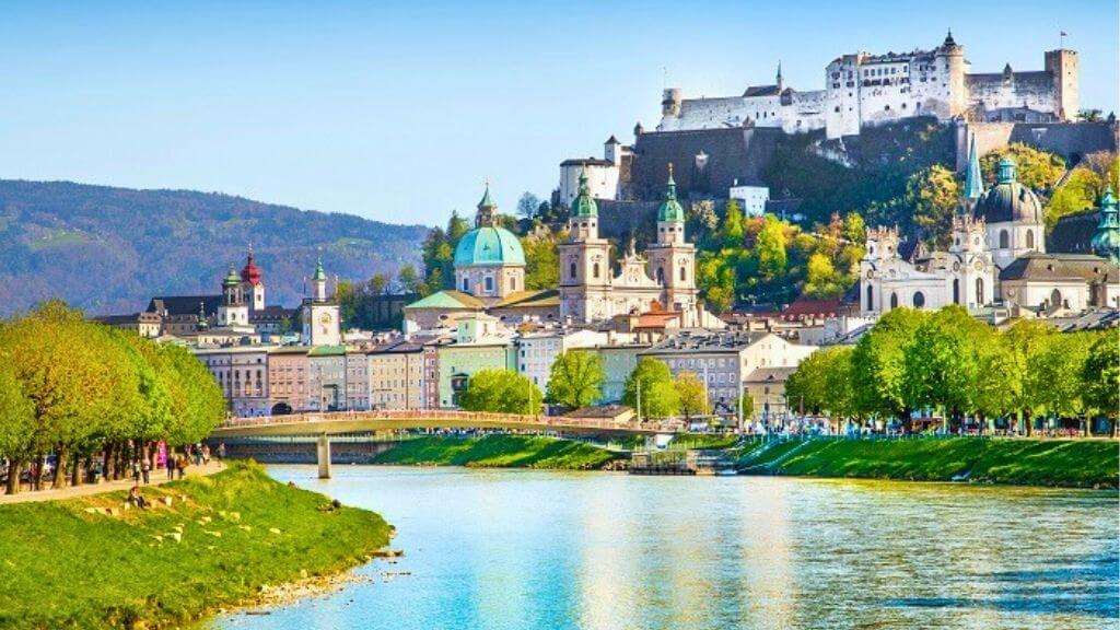 Pháo đài Hohensalzburg mang nét đẹp cổ kính