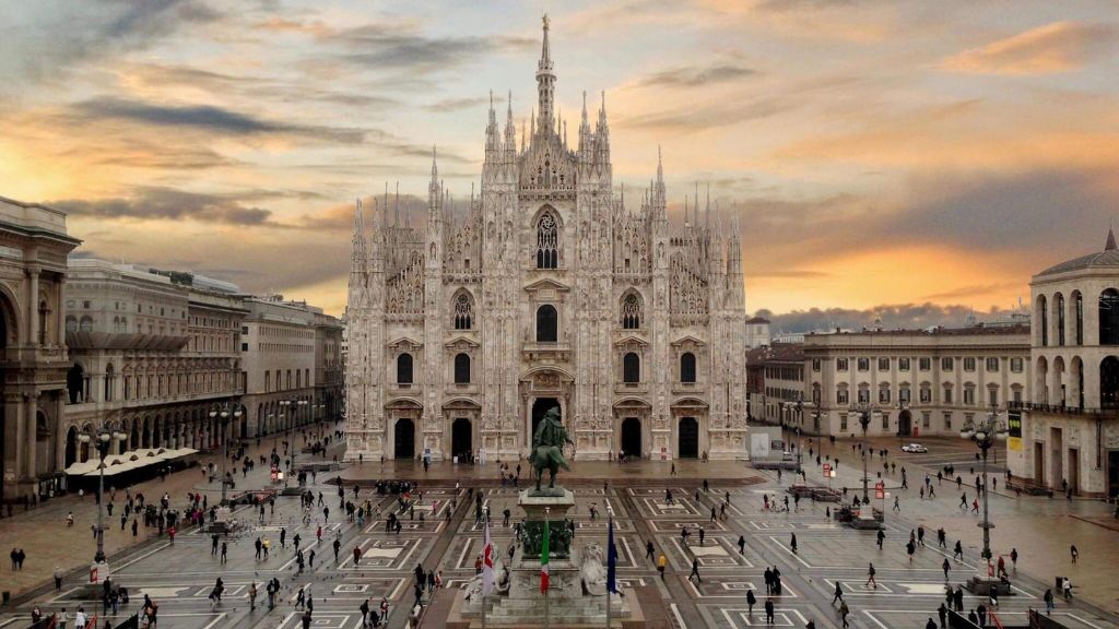 Khám phá vẻ đẹp cổ xưa của thánh đường Duomo Milan