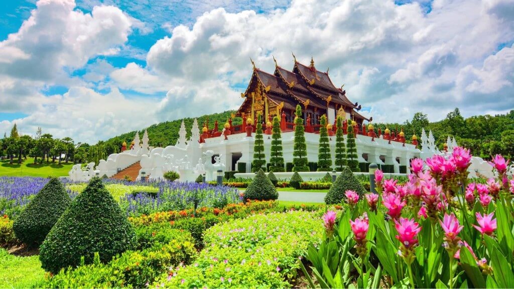 Khung cảnh lãng mạn, bình yên tại Vườn hoa Hoàng gia