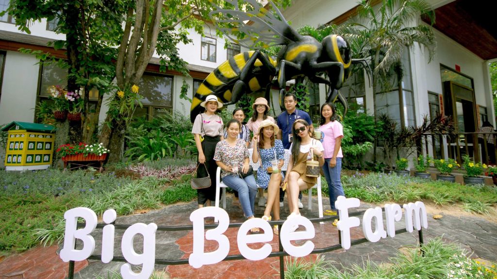 Tham quan Nông trại ong Big Bee Farm trong tour Chiang Mai - Chiang Rai