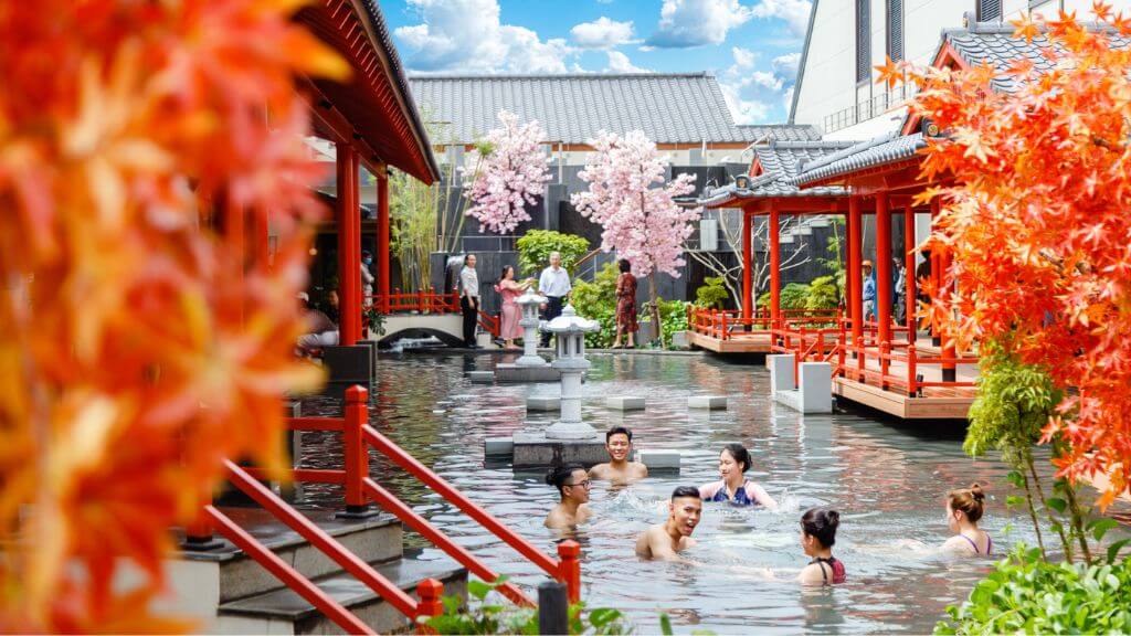 Trải nghiệm tắm onsen tại Công viên Mikazuki Đà Nẵng