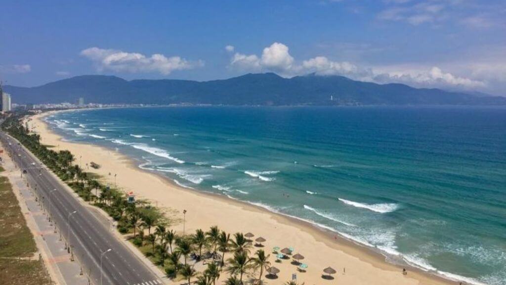 Mỹ Khê – một trong những bãi biển đẹp nhất hành tinh