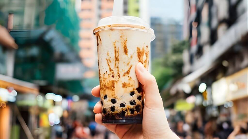 Thưởng thức trà sữa chuẩn hương vị truyền thống Đài Loan