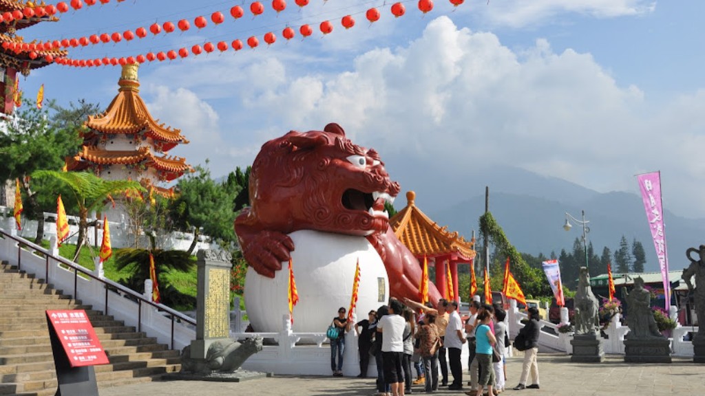 Ghé thăm miếu Văn Võ thơ mộng bên hồ Nhật Nguyệt