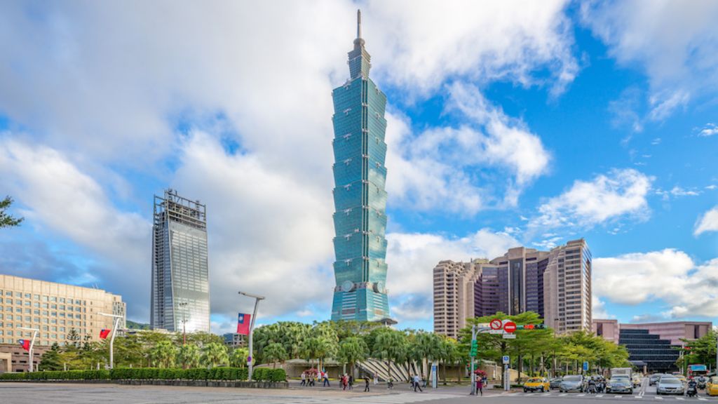 Chiều cao ấn tượng của tháp Taipei 101