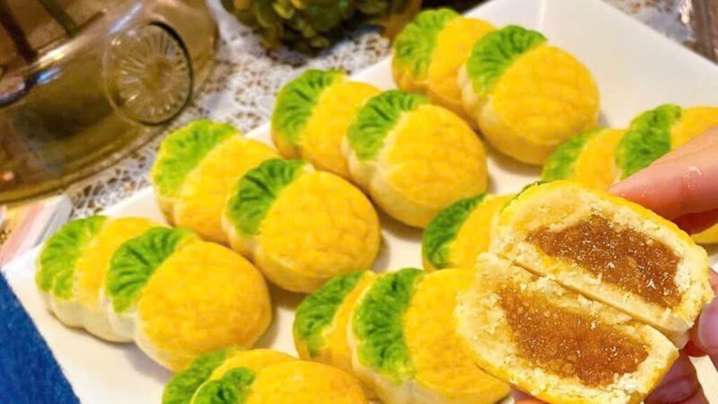 Trải nghiệm DIY làm bánh dứa tại Lâu đài Dứa Vàng Vigor Kobo