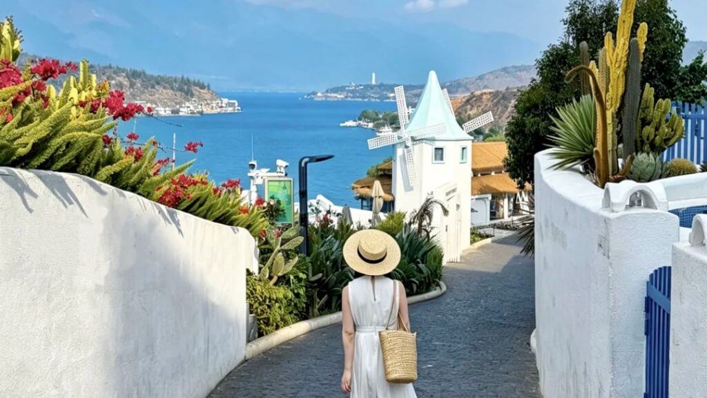 Không gian  xanh  tại Santorini Đại Lý